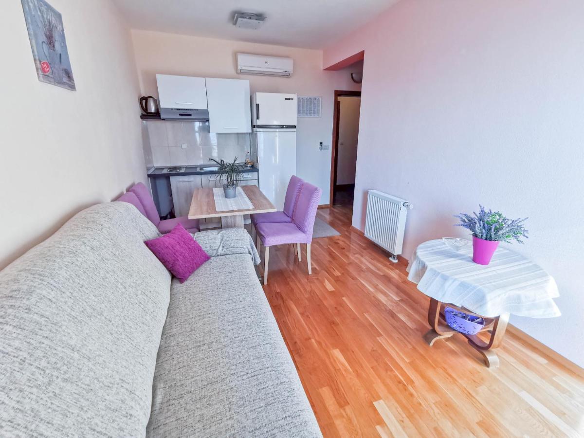 Apartments Vukovic Vanja Makarska Zewnętrze zdjęcie