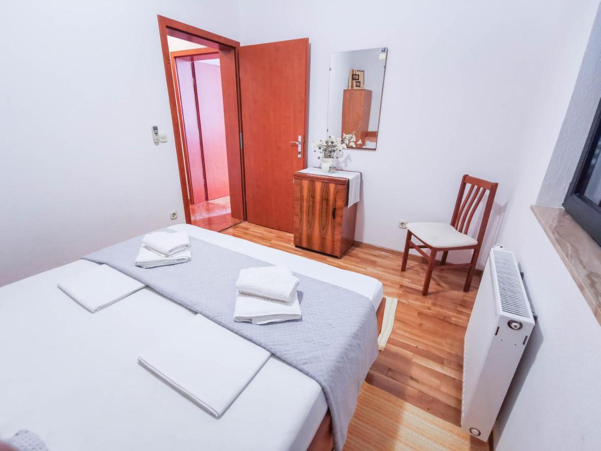 Apartments Vukovic Vanja Makarska Zewnętrze zdjęcie