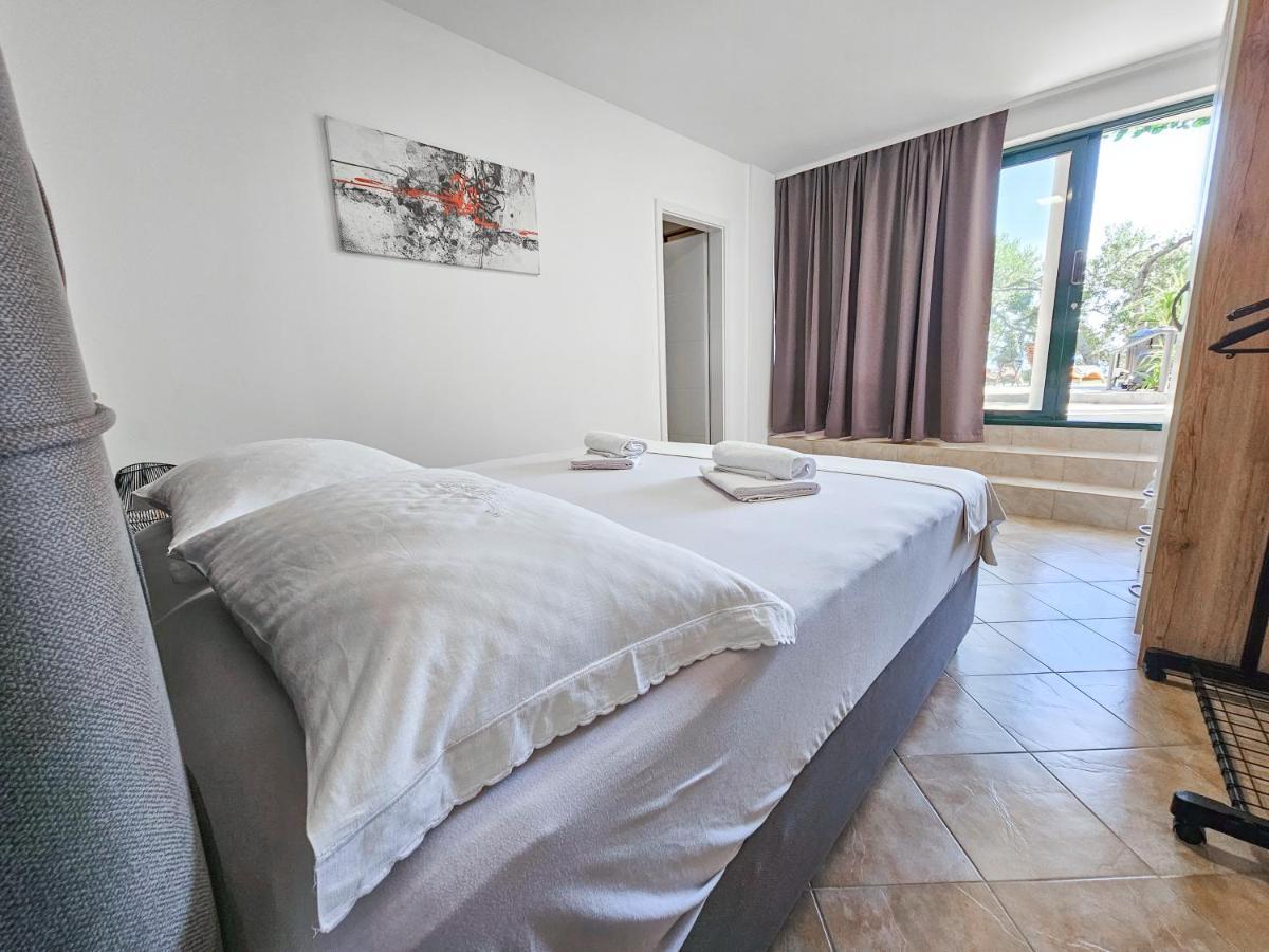 Apartments Vukovic Vanja Makarska Zewnętrze zdjęcie