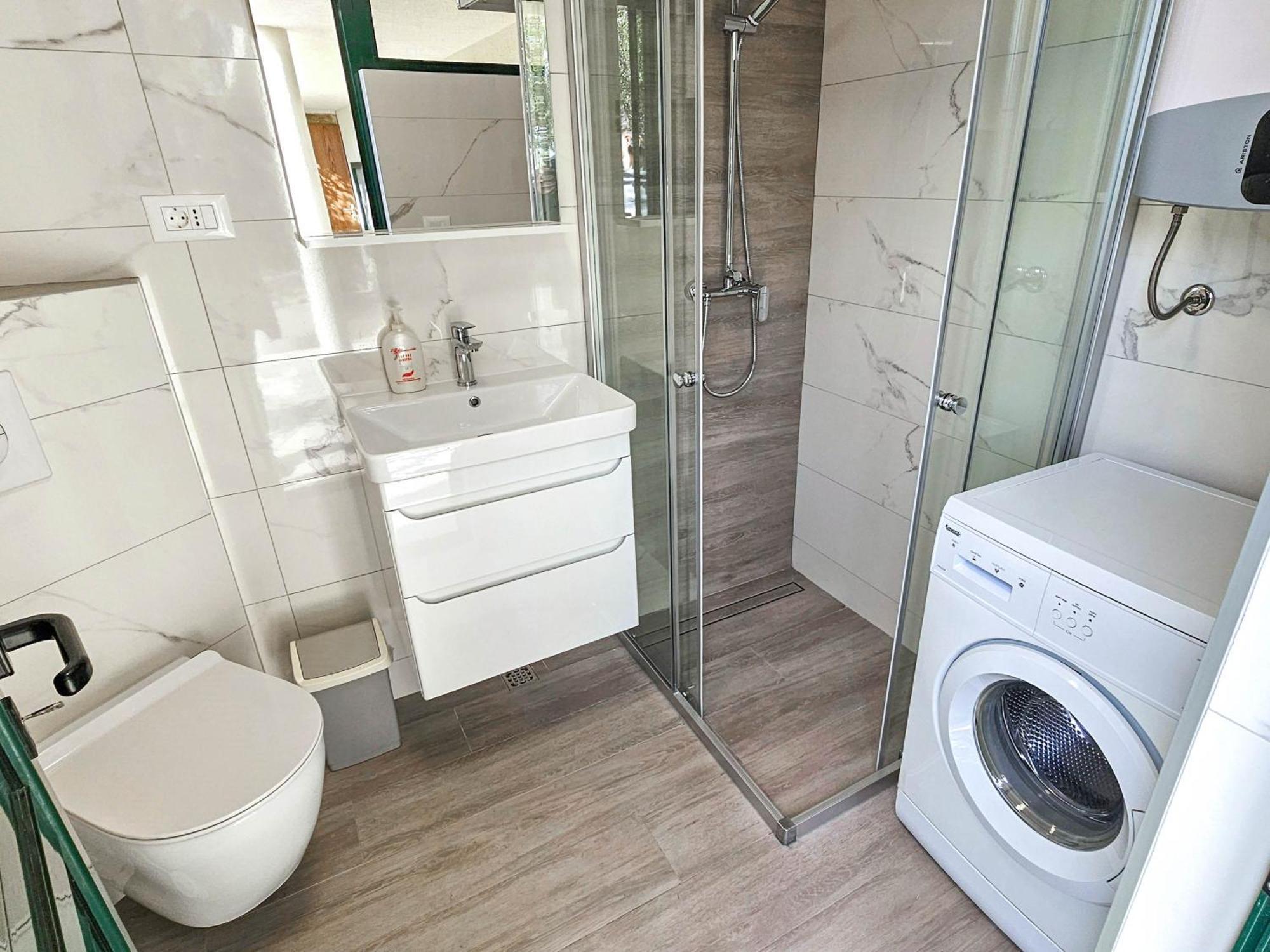 Apartments Vukovic Vanja Makarska Zewnętrze zdjęcie